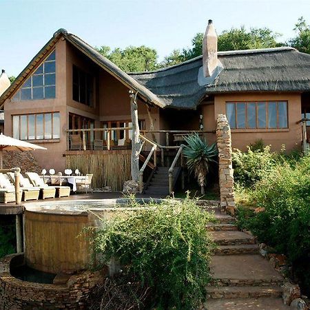 Impodimo Game Lodge Madikwe Game Reserve Exterior photo